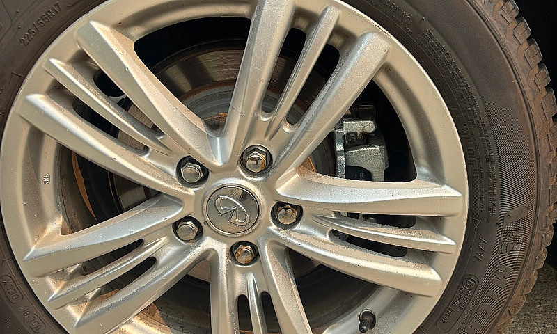 2011 Infinity G37X...