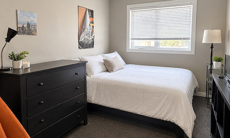 2 Bedroom House In S...