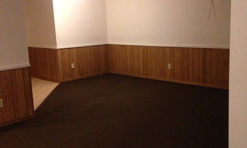 2 Bedroom Lower Suit...