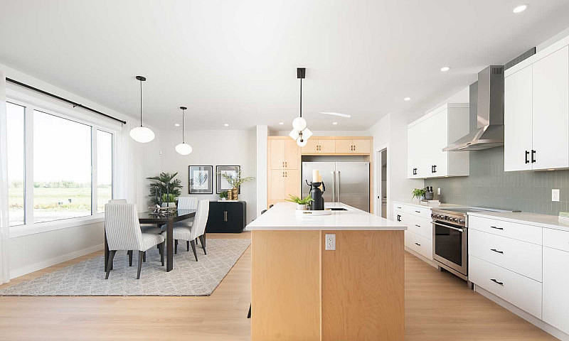 Spacious, Stylish, A...