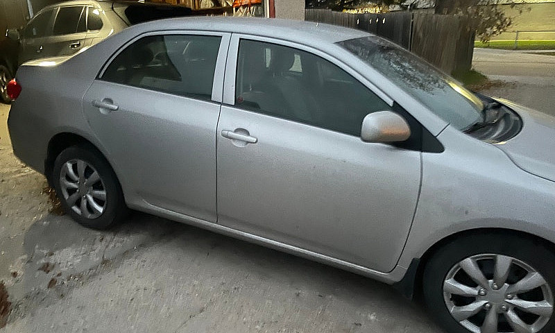 Toyota Corolla 2011...