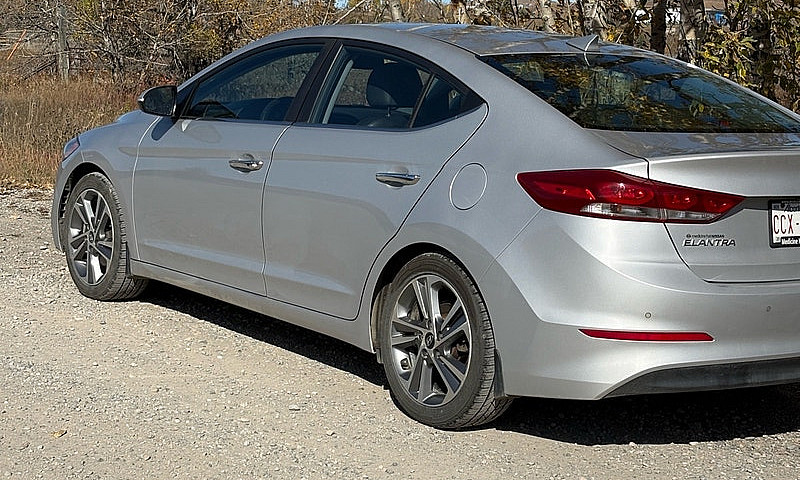 2017 Hyundai Elantra...