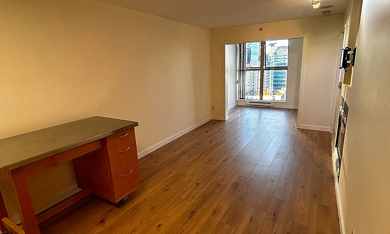 One Bedroom And Den ...