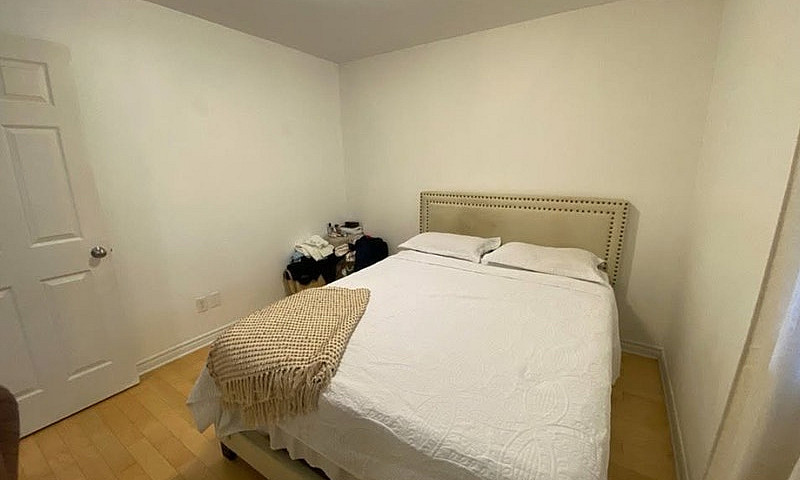 1 Bed 1 Bath - Apart...