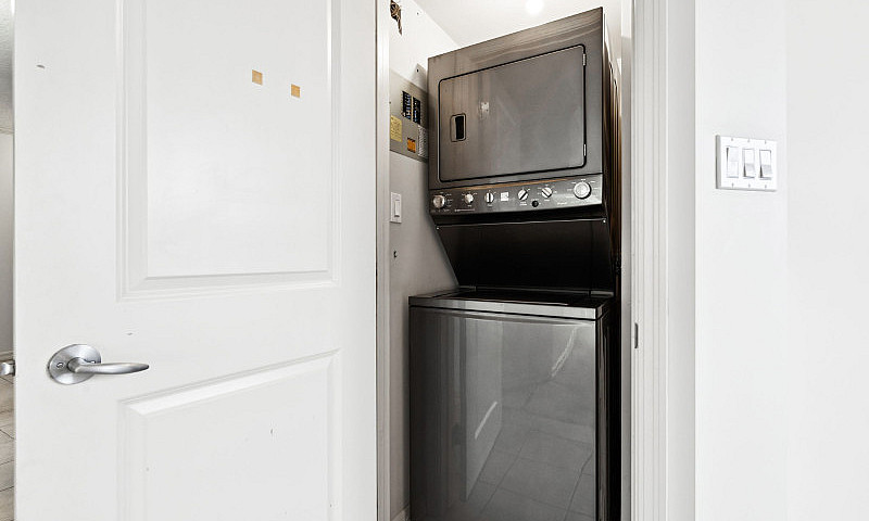 2 Bed, 2 Bath Condo ...
