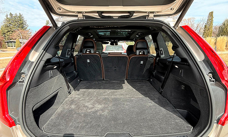 Hybrid 2023 Volvo Xc...