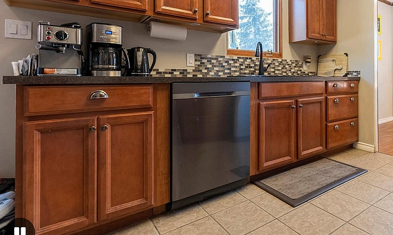 House For Sale In Fe...
