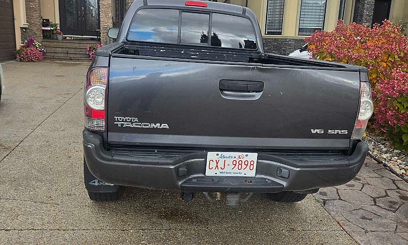 Toyota Tacoma ...
