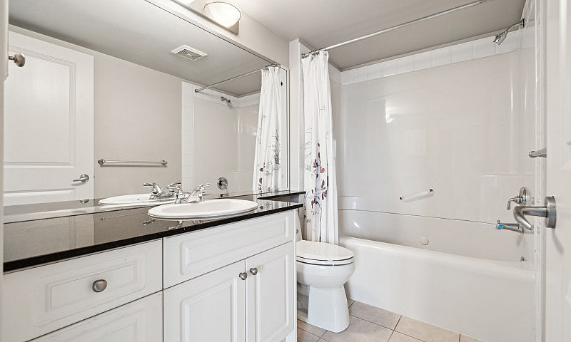 2 Bed, 2 Bath Condo ...