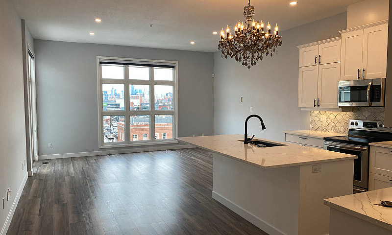  Stunning Two Bedroo...