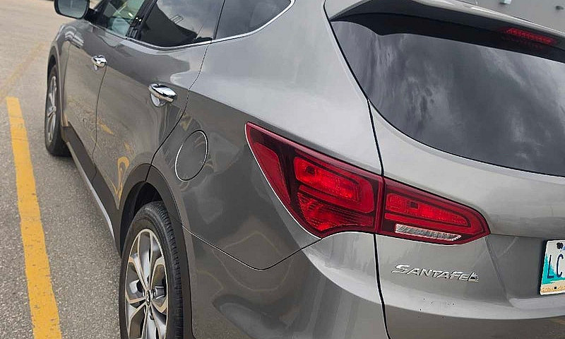 2017 Hyundai Santa F...