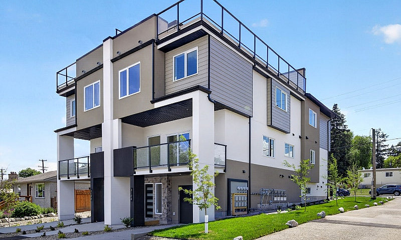 3 Bedroom Townhome N...