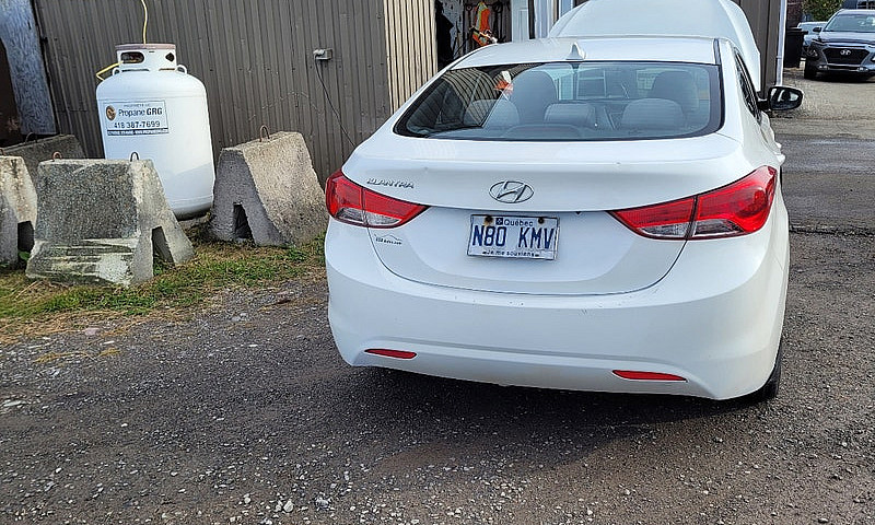 2012 Hyundai Elantra...