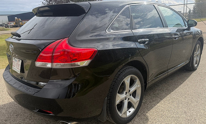 2009 Toyota Venza 3....
