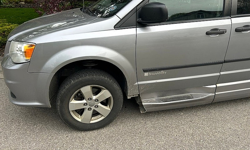 Accessible Dodge Car...