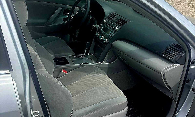 2009 Toyota Camry Le...