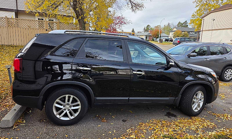 Kia Sorento Lx Fwd...