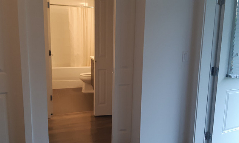 One Bedroom Suite Fu...