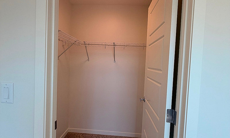 2 Bed & 2 Bath Apart...