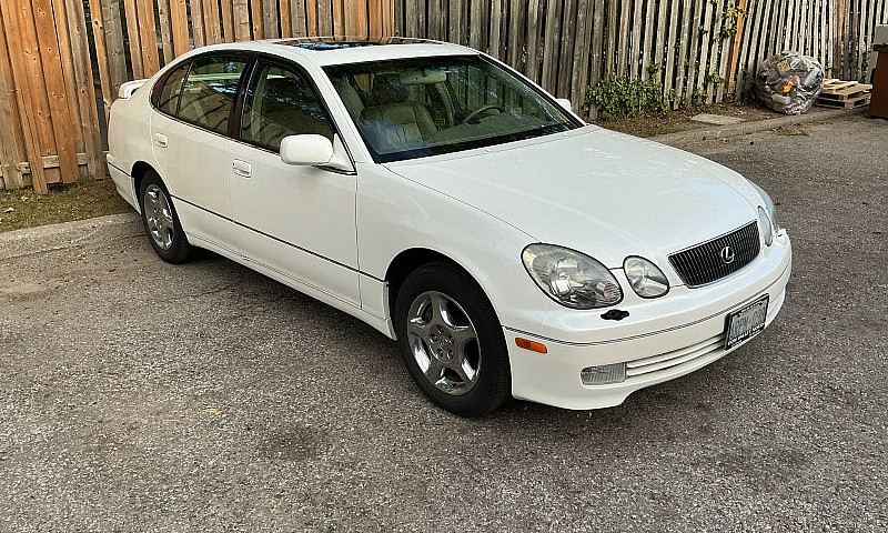 2000 Lexus Gs300  4D...