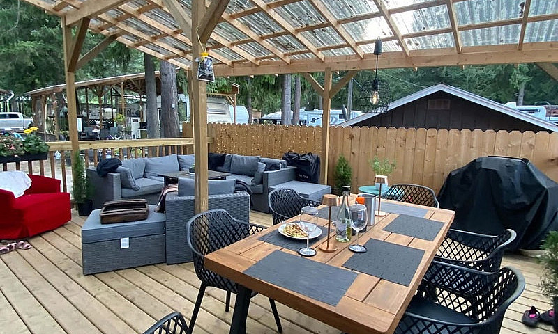 Salmon Arm, Bc — $95...