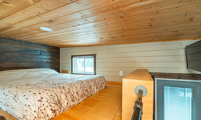 Tiny House Outside W...