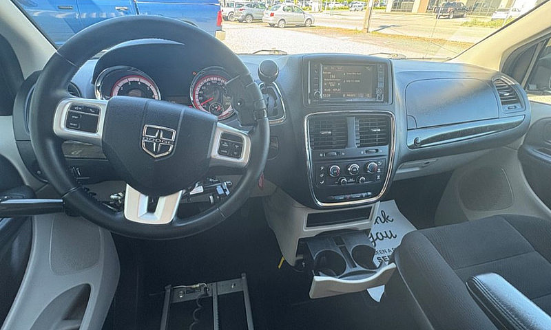 2016 Dodge Caravan V...