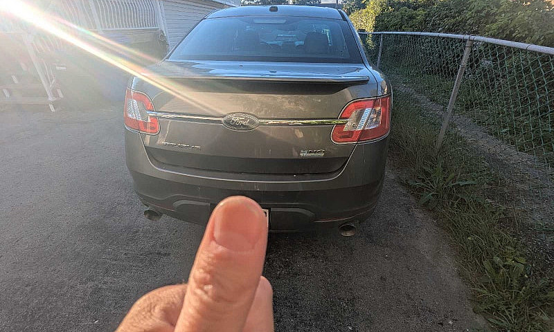 Ford Taurus Sho...