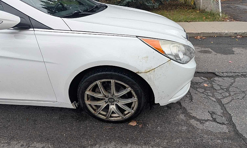 2013 Hyundai Sonata...