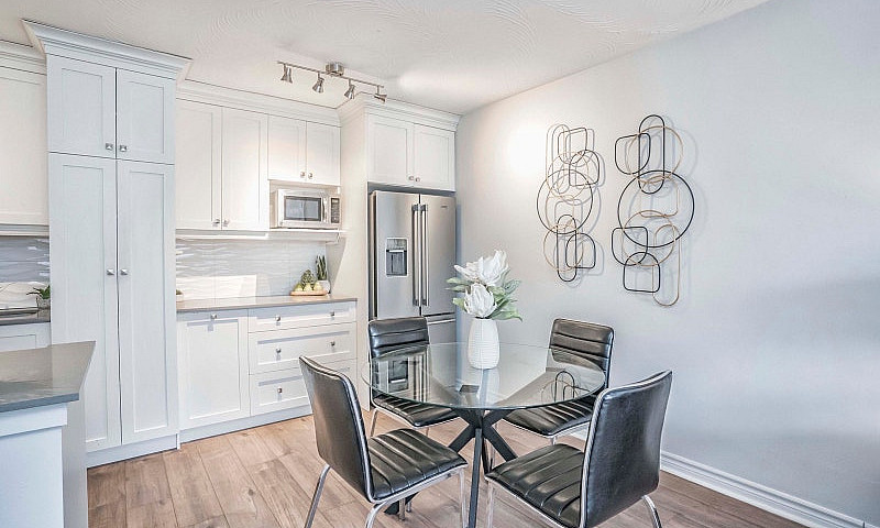 1 Bed 1 Bath - Apart...