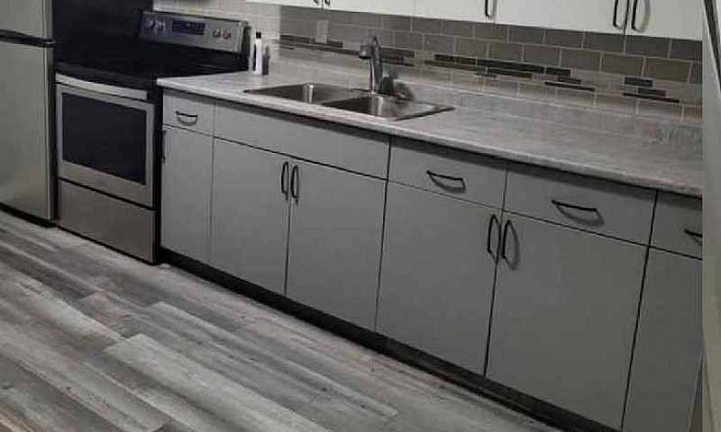 4 Bedroom 3.5 Bathro...
