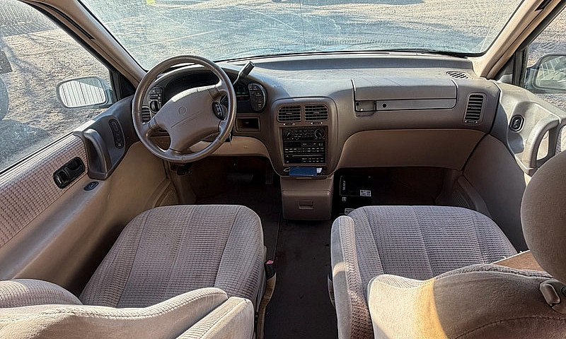 1995 Mercury Village...