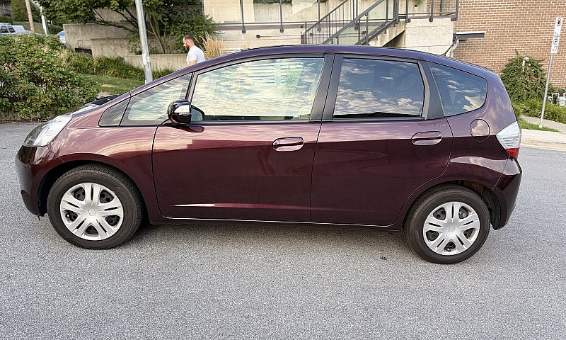 Honda Fit 2010– Righ...