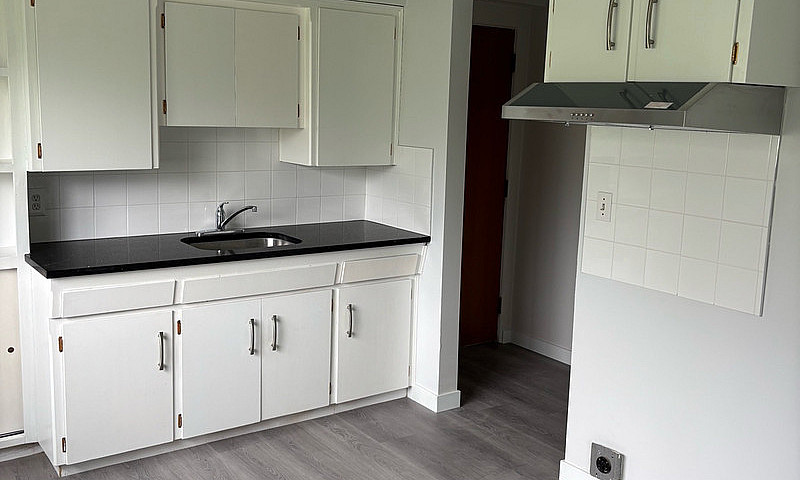 Glenbrook 1 Br Suite...