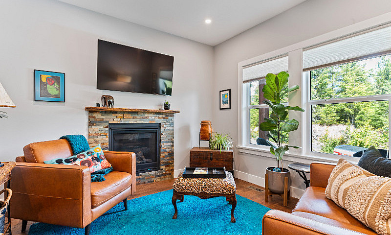 House For Sale - Sha...