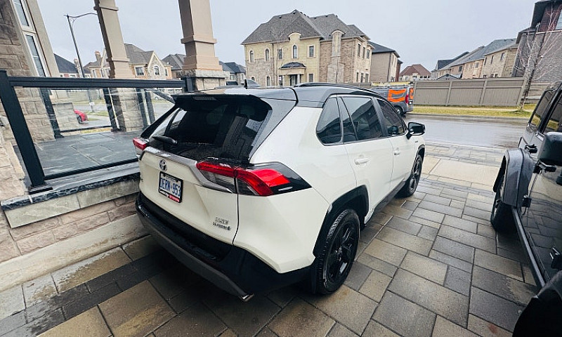 Toyota Rav4 Hybrid X...