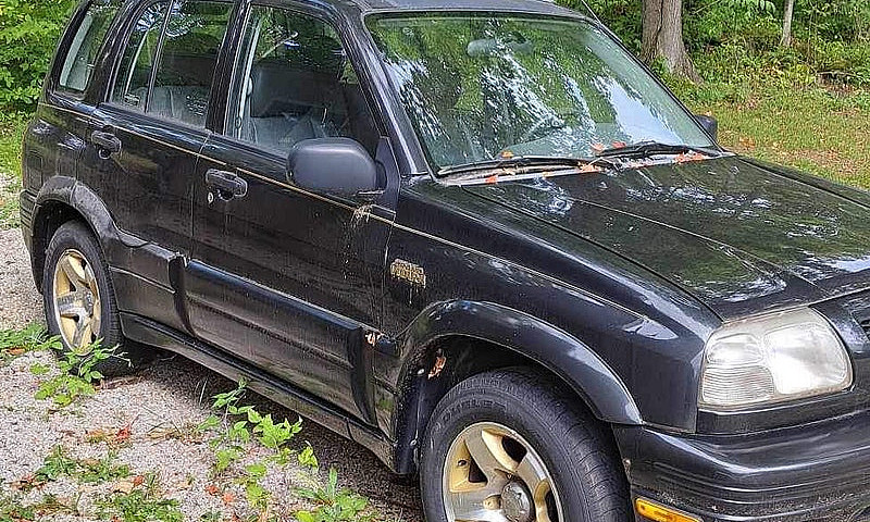 2000 Suzuki Grand Vi...