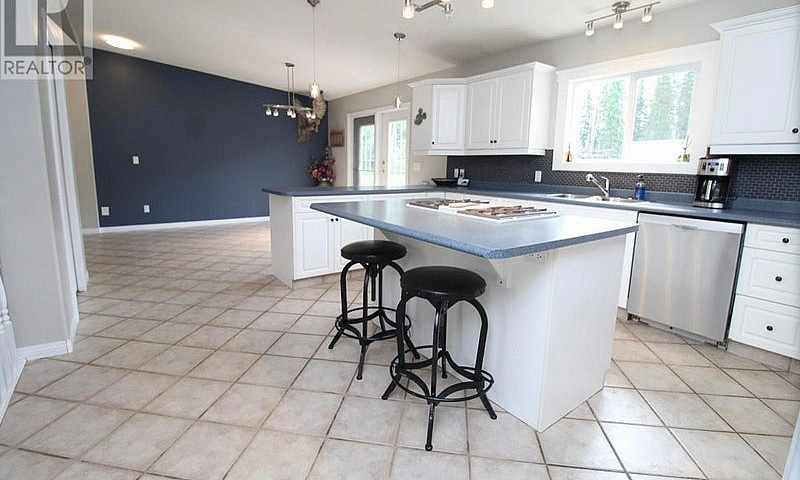 Beautiful Home For S...