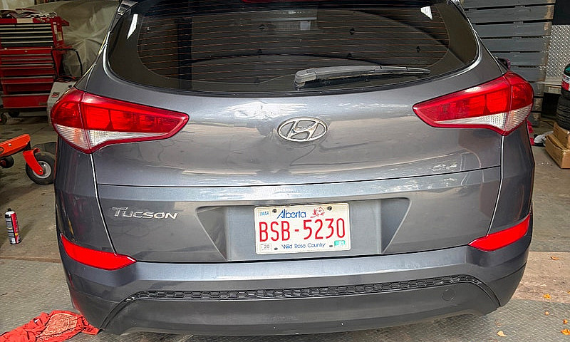2017 Hyundai Tuscon...