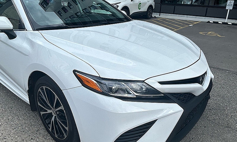 2020 Toyota Camry Se...