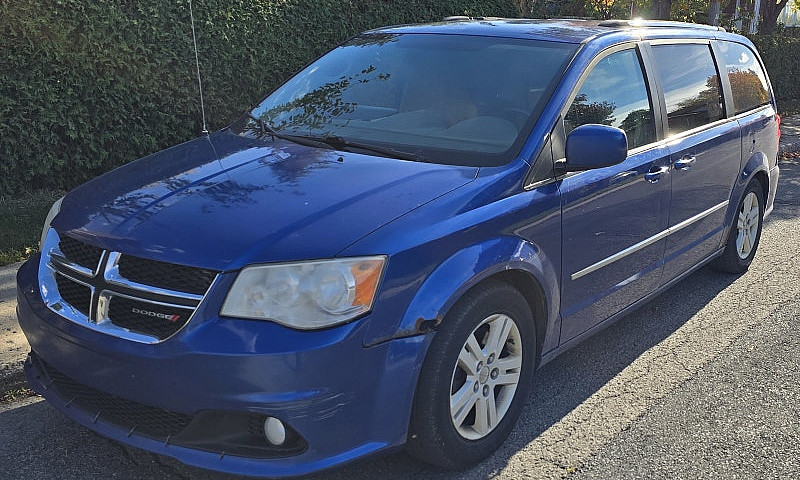 Dodge Caravan Crew 2...