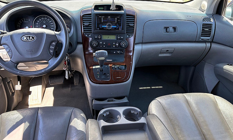 2007 Kia Sedona ...