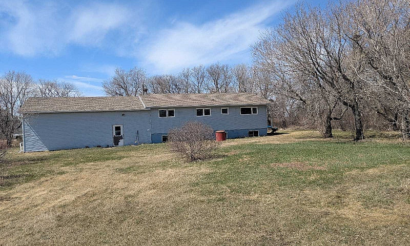 Quiet Rural Home...