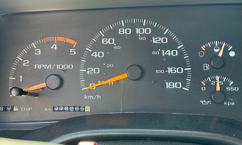 2000 Chev 3500 Gmt-4...