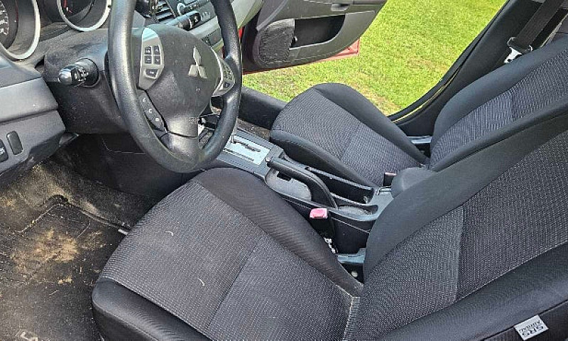 Mitsubishi Lancer 20...