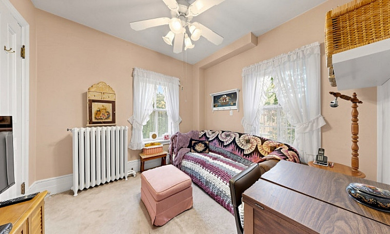 Just Listed! 16 Blak...