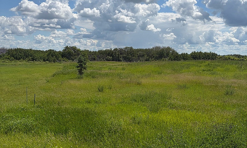 Saskatoon Acreage Lo...