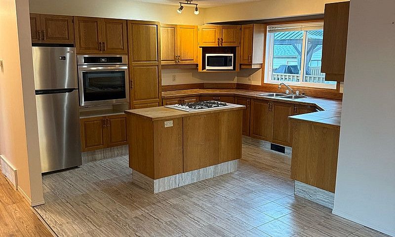 3Bed 1.5 Bath Suite ...
