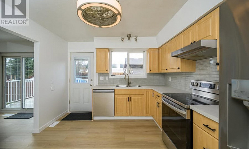 3Bedroom 1.5 Bath Up...