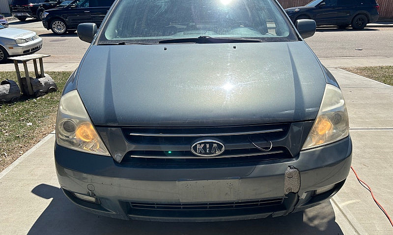 2007 Kia Sedona ...